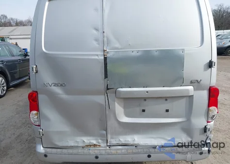 2018 Nissan Nv200 Sv z USA, uszkodzony, nr VIN 3N6CM0KN6JK694355